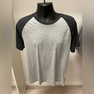 Mens Old Navy Sweater and Shirt Lot (Size XL)